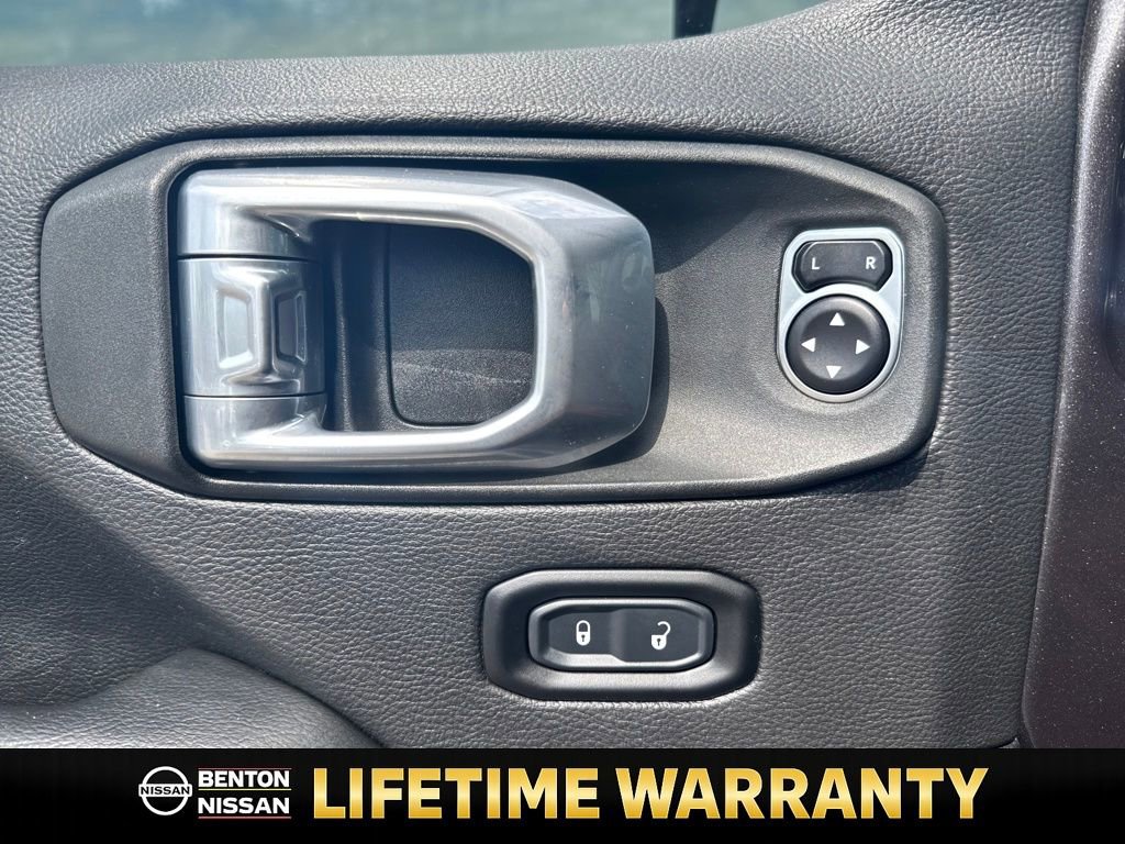 Used 2021 Jeep Wrangler Unlimited Sahara w/ Uconnect 4C Nav & Sound Group image 12