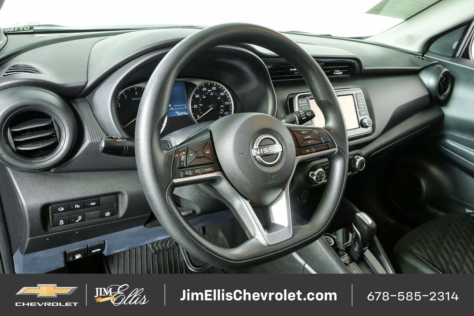 Used 2022 Nissan Kicks S FWD image 5