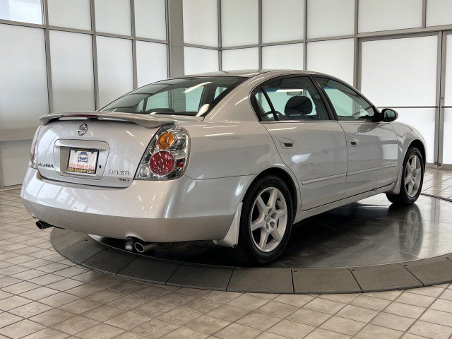 Used 2003 Nissan Altima 3.5 SE FWD image 7