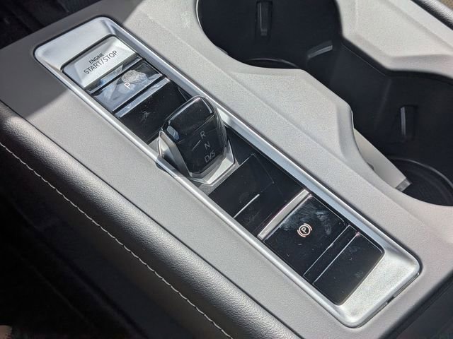 New 2026 Volkswagen Atlas Cross Sport SE image 13