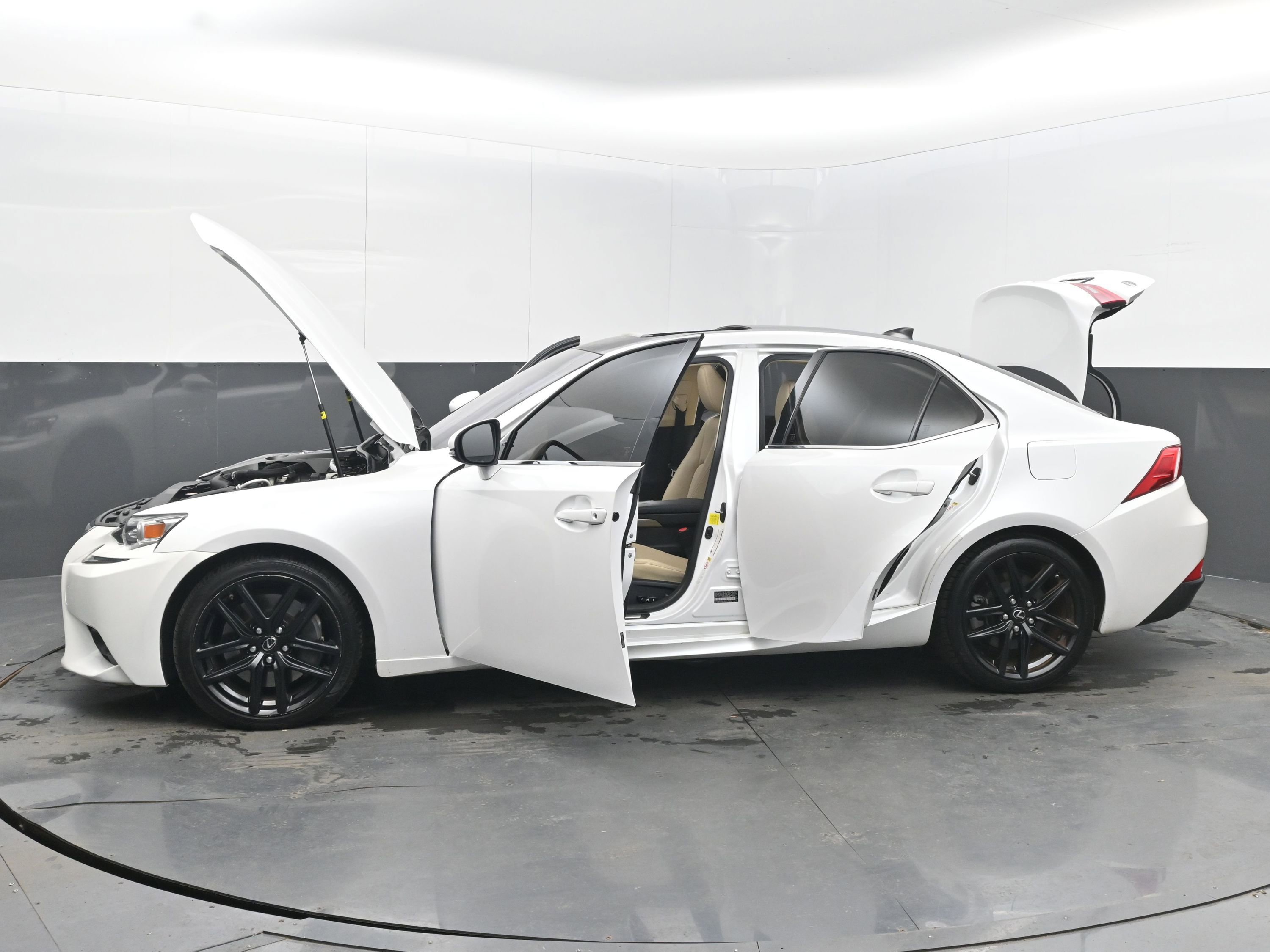 Used 2016 Lexus IS 200t image 45