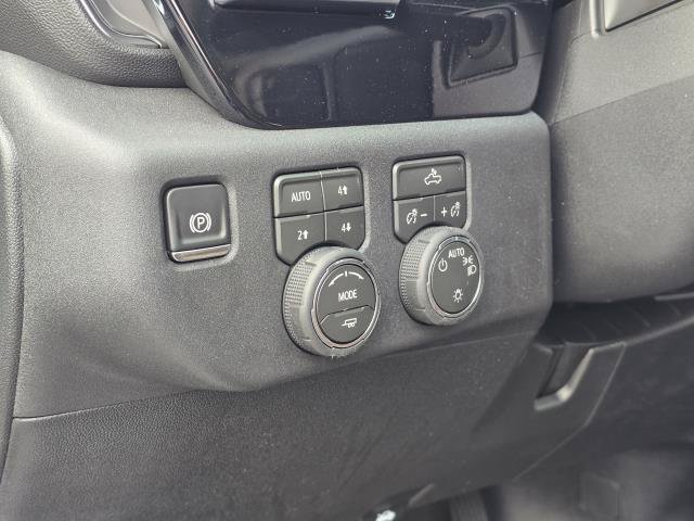 New 2026 Chevrolet Silverado 1500 LT w/ Z71 Off-Road Package AWD/4WD image 12