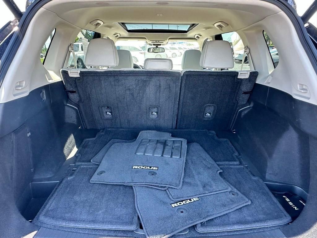 Used 2023 Nissan Rogue SL AWD/4WD image 7