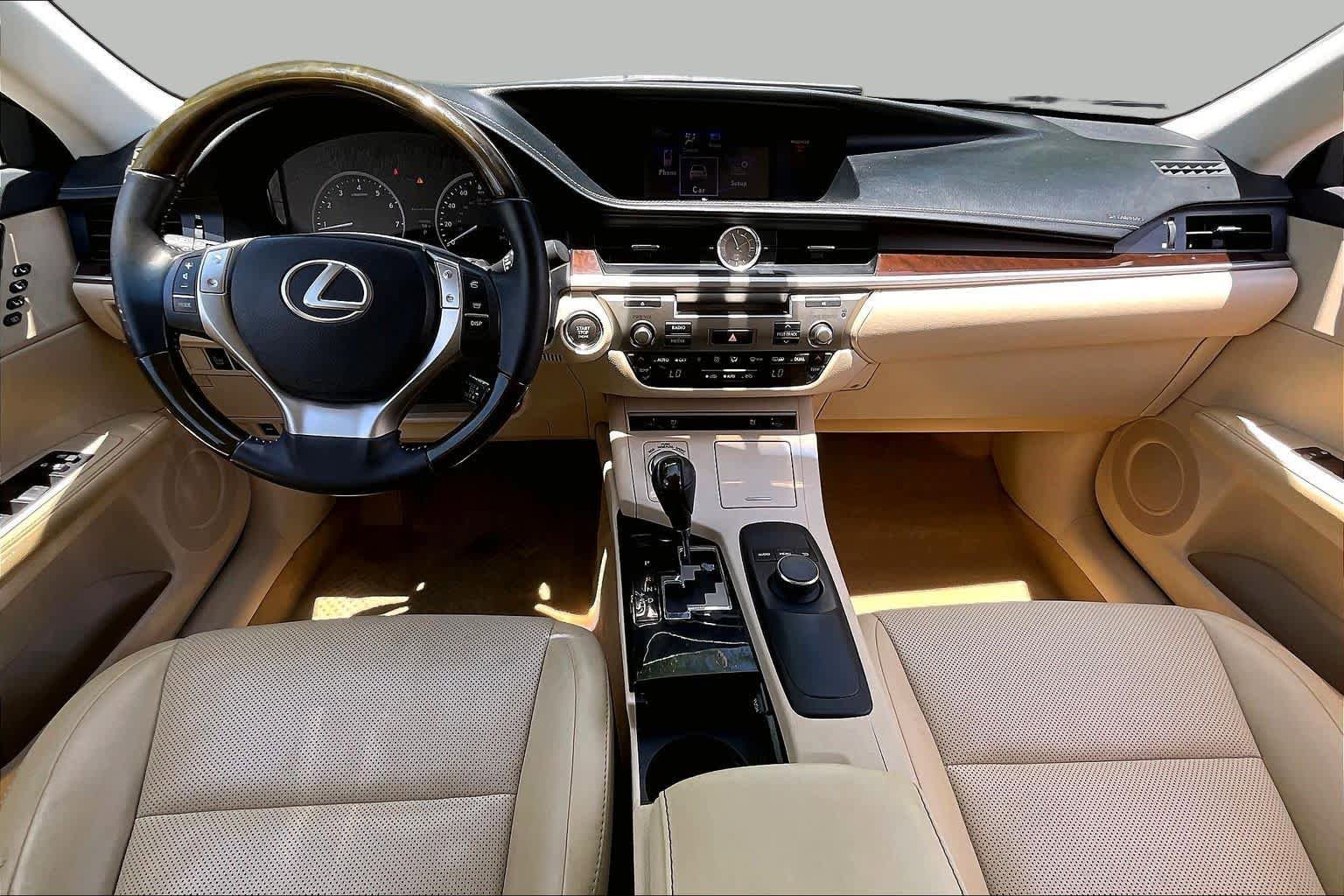 Used 2014 Lexus ES 350 w/ Premium Package FWD image 13