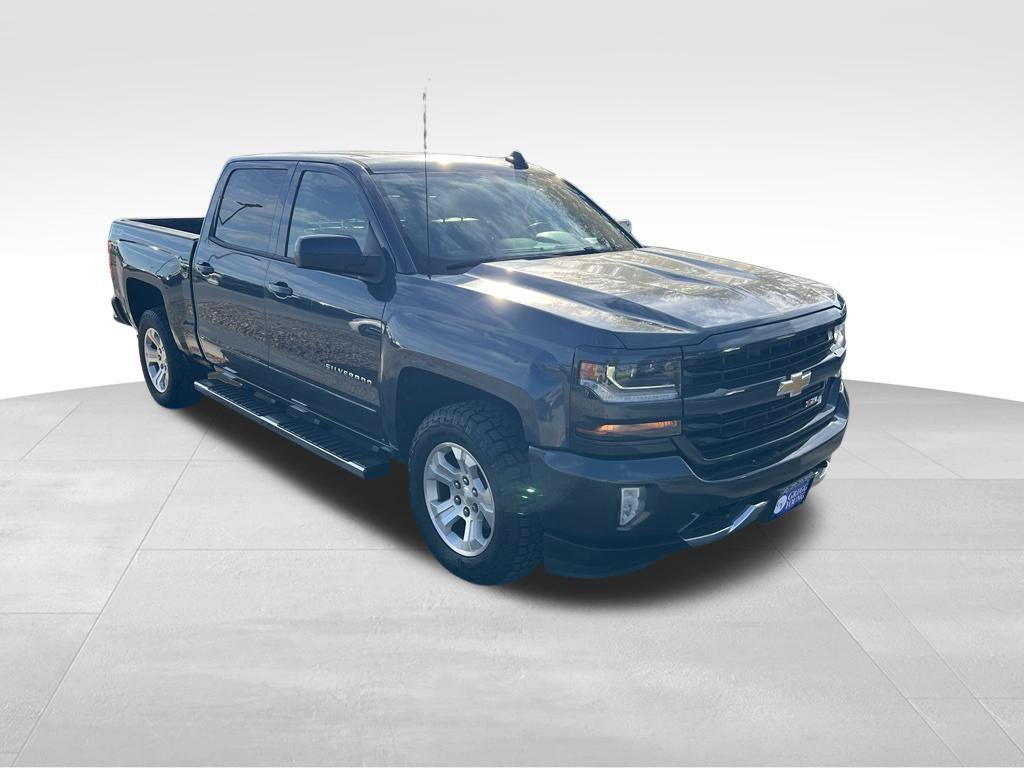 Used 2017 Chevrolet Silverado 1500 LT w/ All Star Edition AWD/4WD image 8