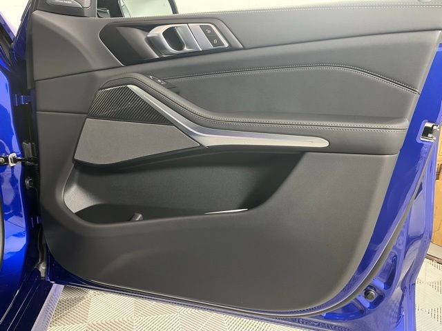 New 2026 BMW X5 M60i w/ Executive Package image 23