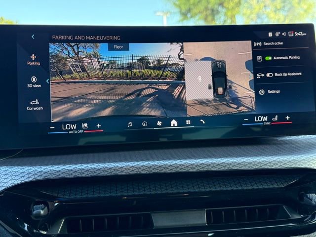 Used 2026 BMW 430i Coupe w/ Parking Assistance Package image 28