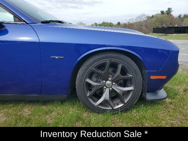 Used 2019 Dodge Challenger R/T RWD image 8