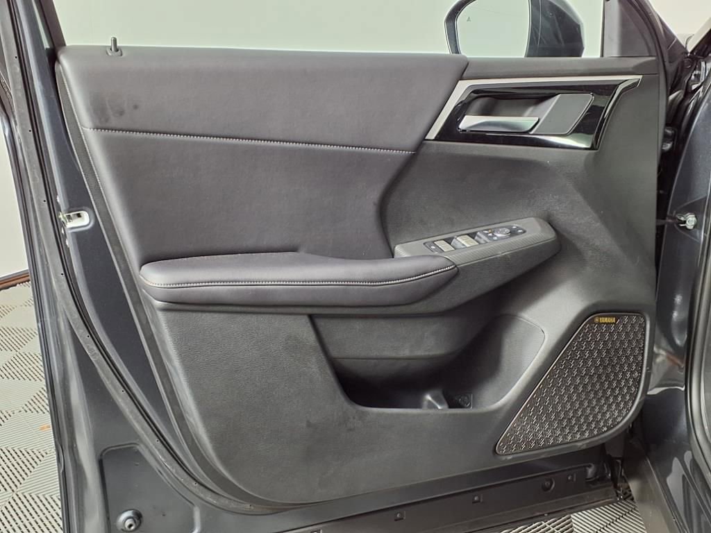 Used 2025 Mitsubishi Outlander SE FWD image 21