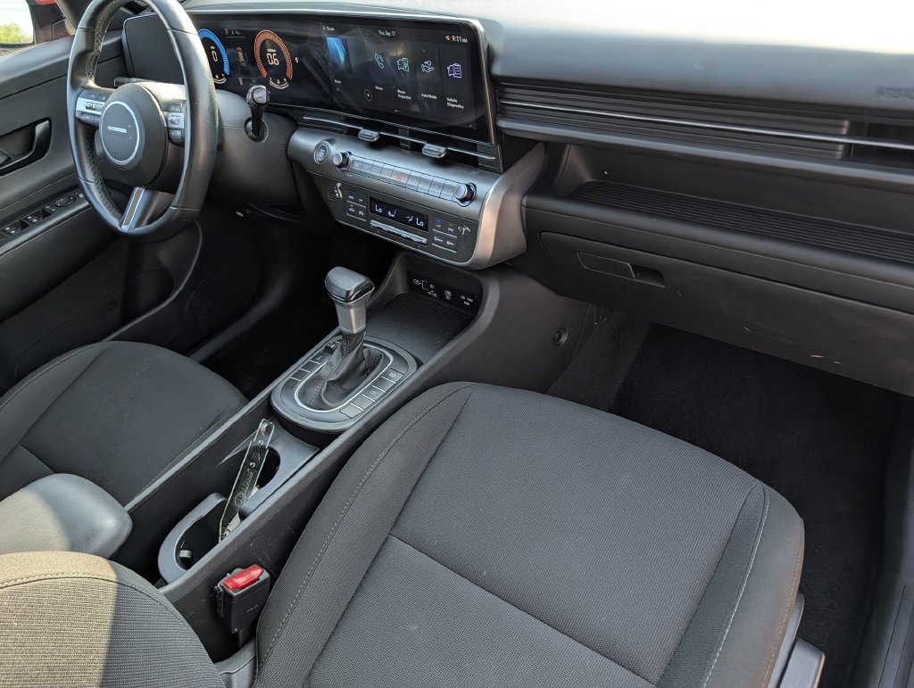 Used 2025 Hyundai Kona SEL AWD/4WD image 33