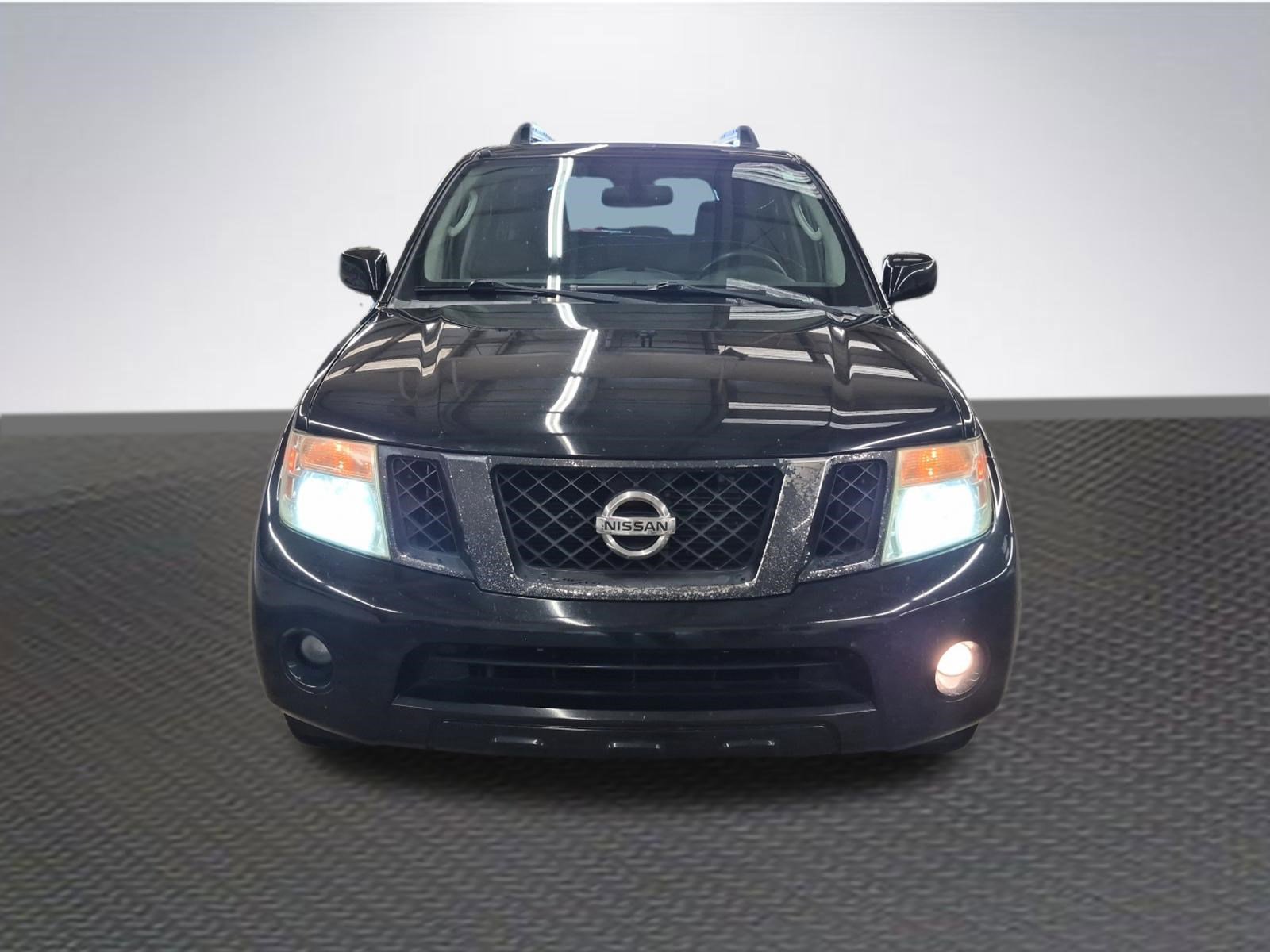Used 2011 Nissan Pathfinder SV w/ Protection Pkg RWD image 3