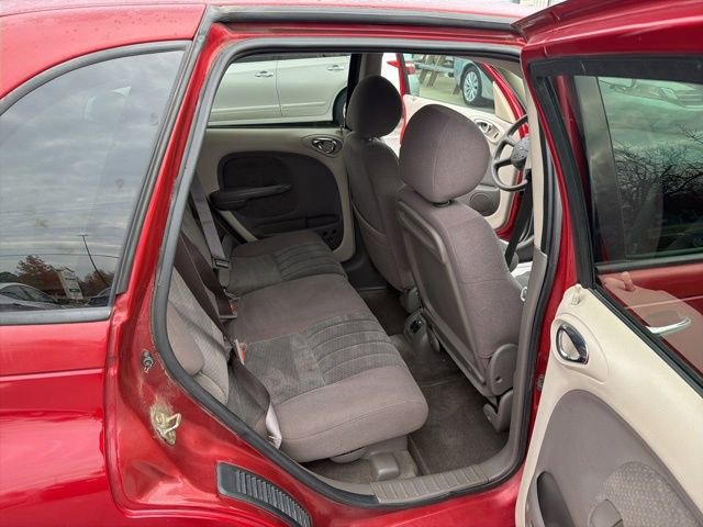 Used 2005 Chrysler PT Cruiser Touring w/ Moonroof Group FWD image 28