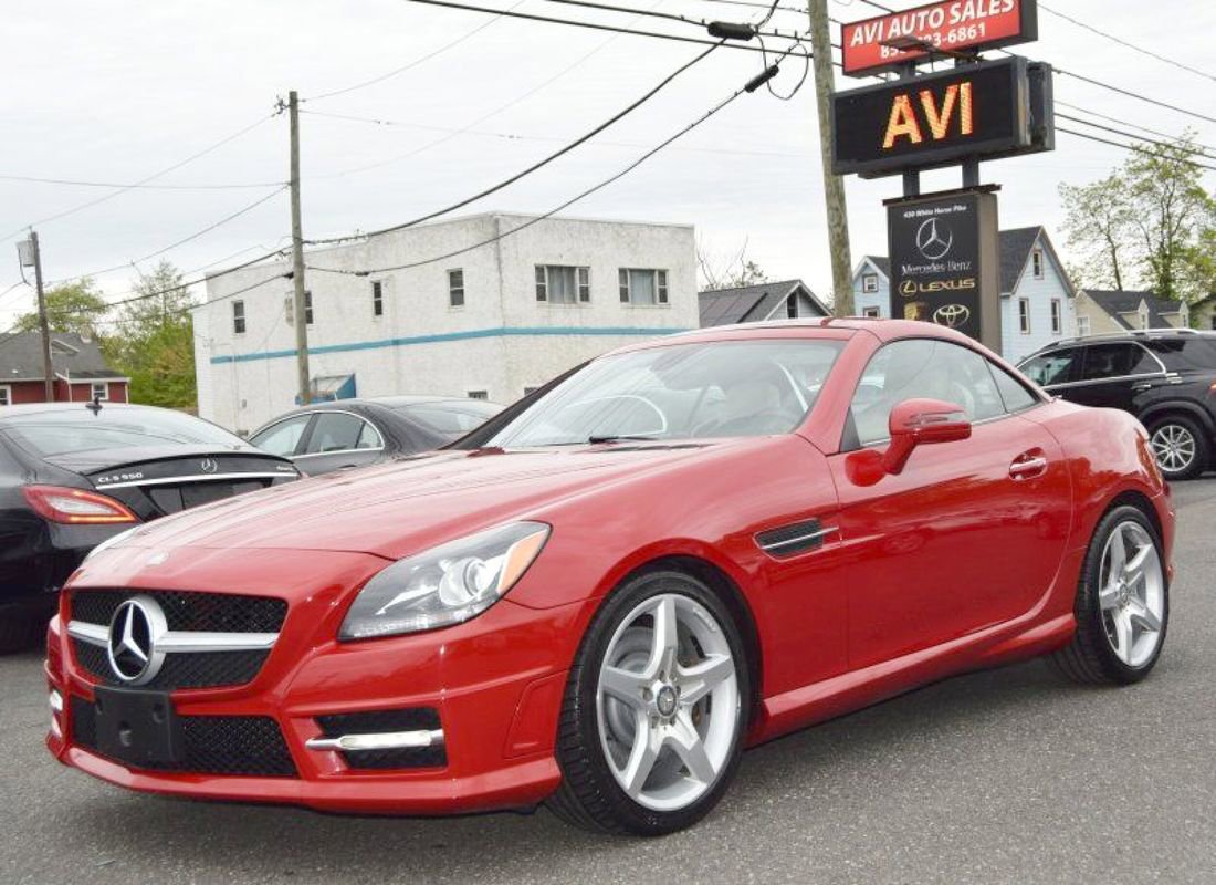 Used 2012 Mercedes-Benz SLK 350 image 5