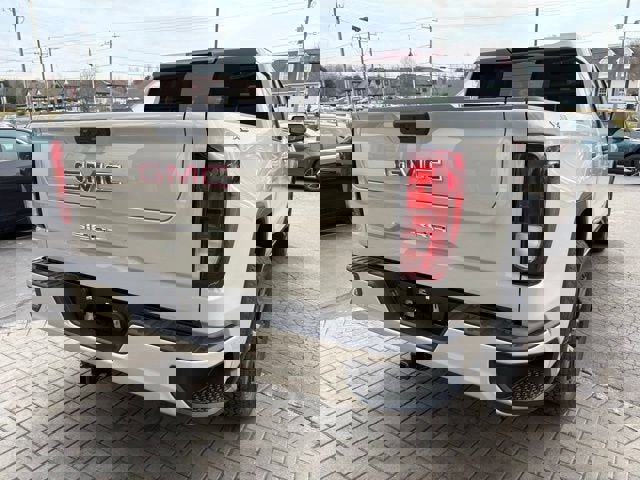 New 2026 GMC Sierra 1500 Pro w/ Graphite Edition image 10