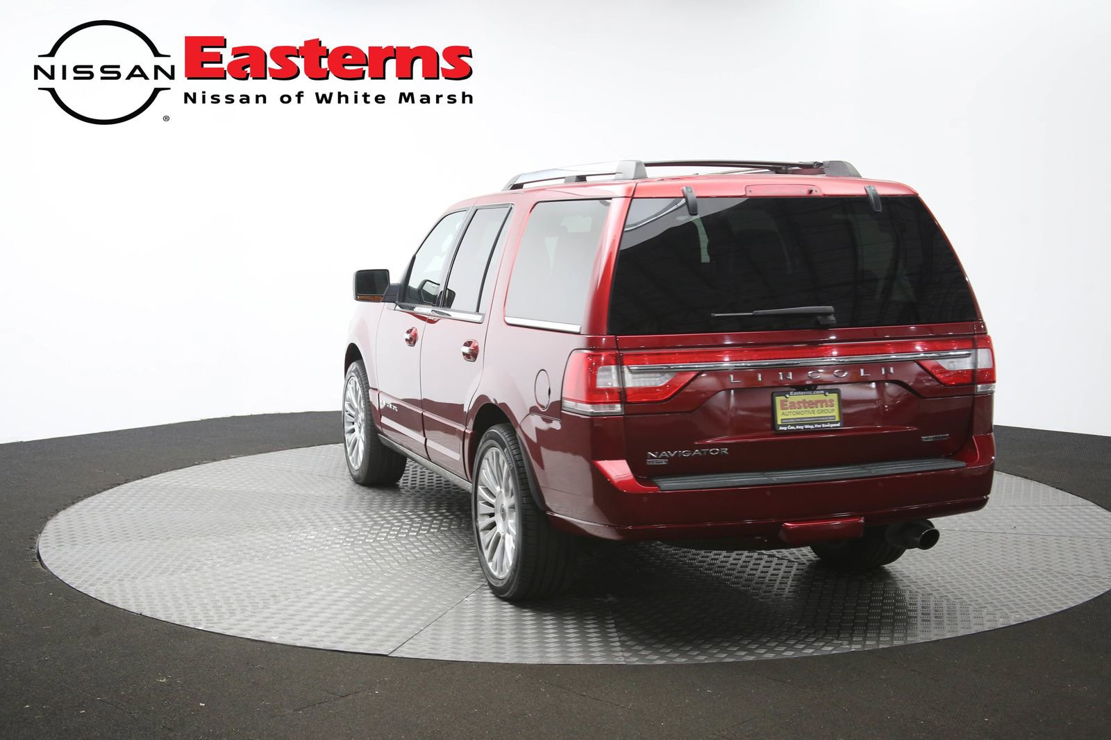 Used 2016 Lincoln Navigator Reserve AWD/4WD image 39