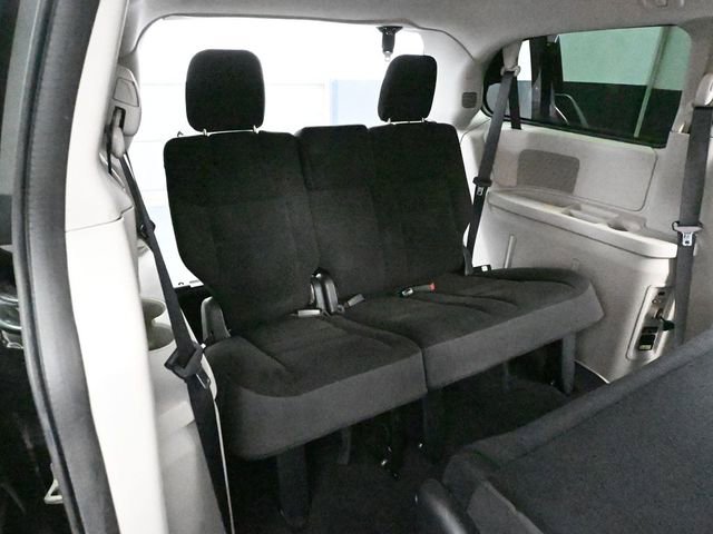Used 2017 Dodge Grand Caravan SE w/ Power Window Group image 39