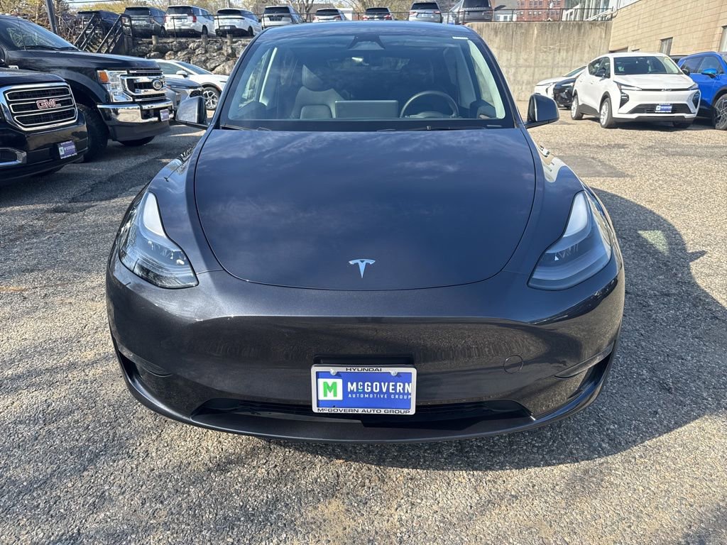 Used 2024 Tesla Model Y Long Range AWD/4WD image 9