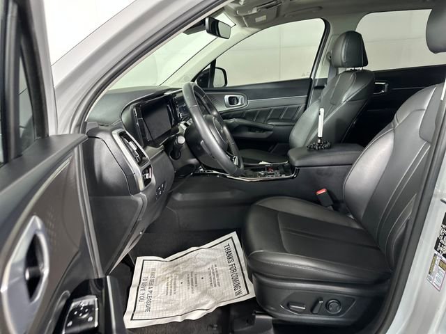 Used 2023 Kia Sorento SX image 11