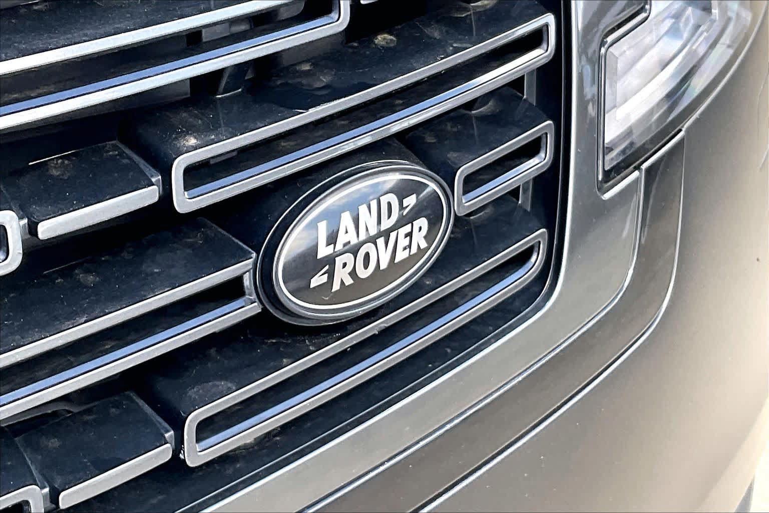 Used 2023 Land Rover Range Rover SE AWD/4WD image 9