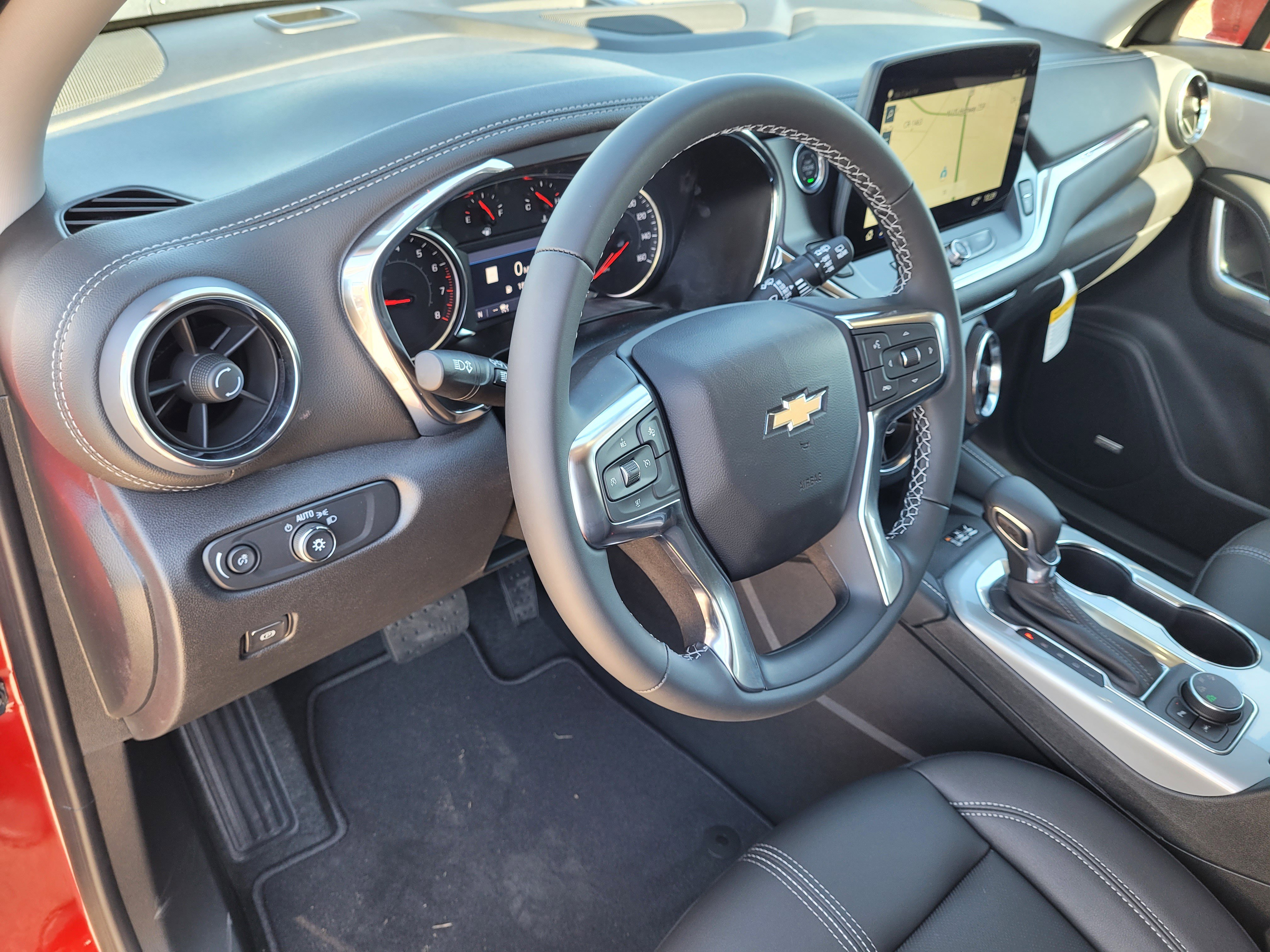 New 2025 Chevrolet Blazer LT w/ Sound & Technology Package image 9