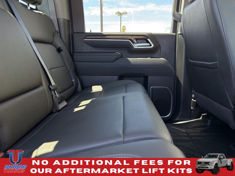 Used 2026 Chevrolet Silverado 3500 LT w/ Convenience Package AWD/4WD image 28