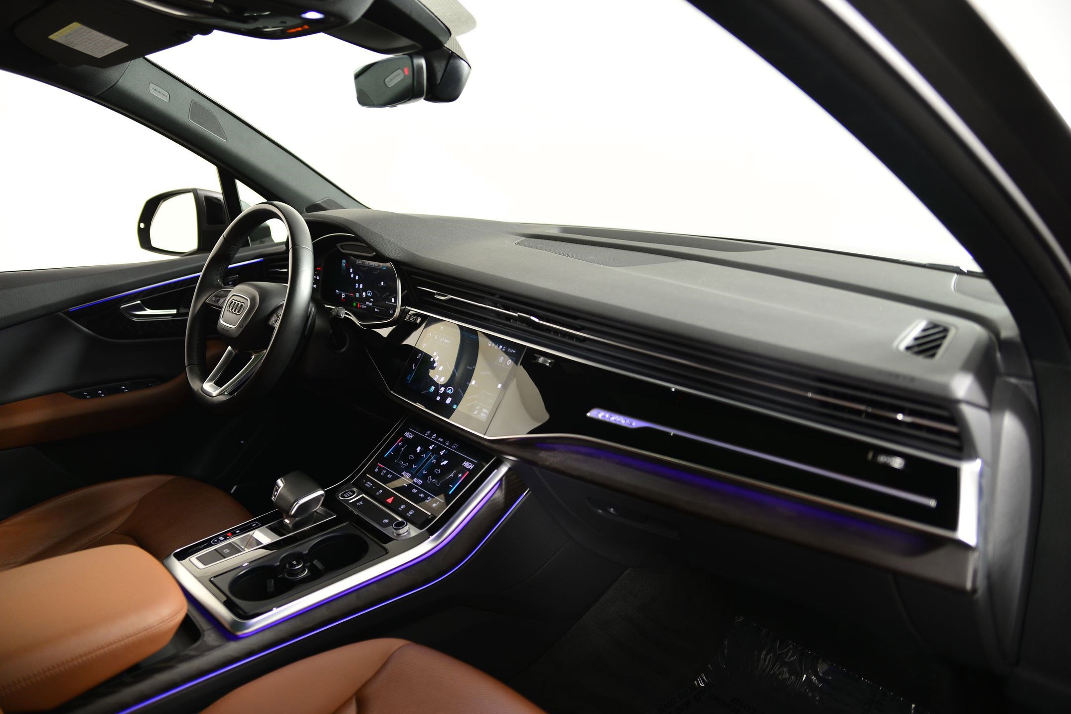 Used 2022 Audi Q7 Premium Plus image 18