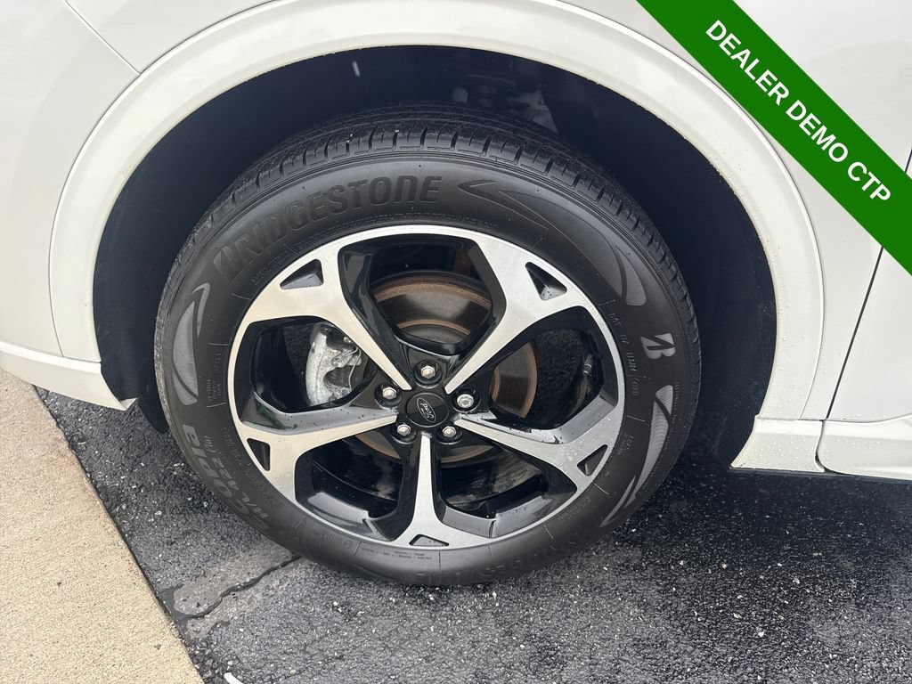 Used 2024 Ford Escape ST-Line Select w/ Tech Pack #2 AWD/4WD image 18