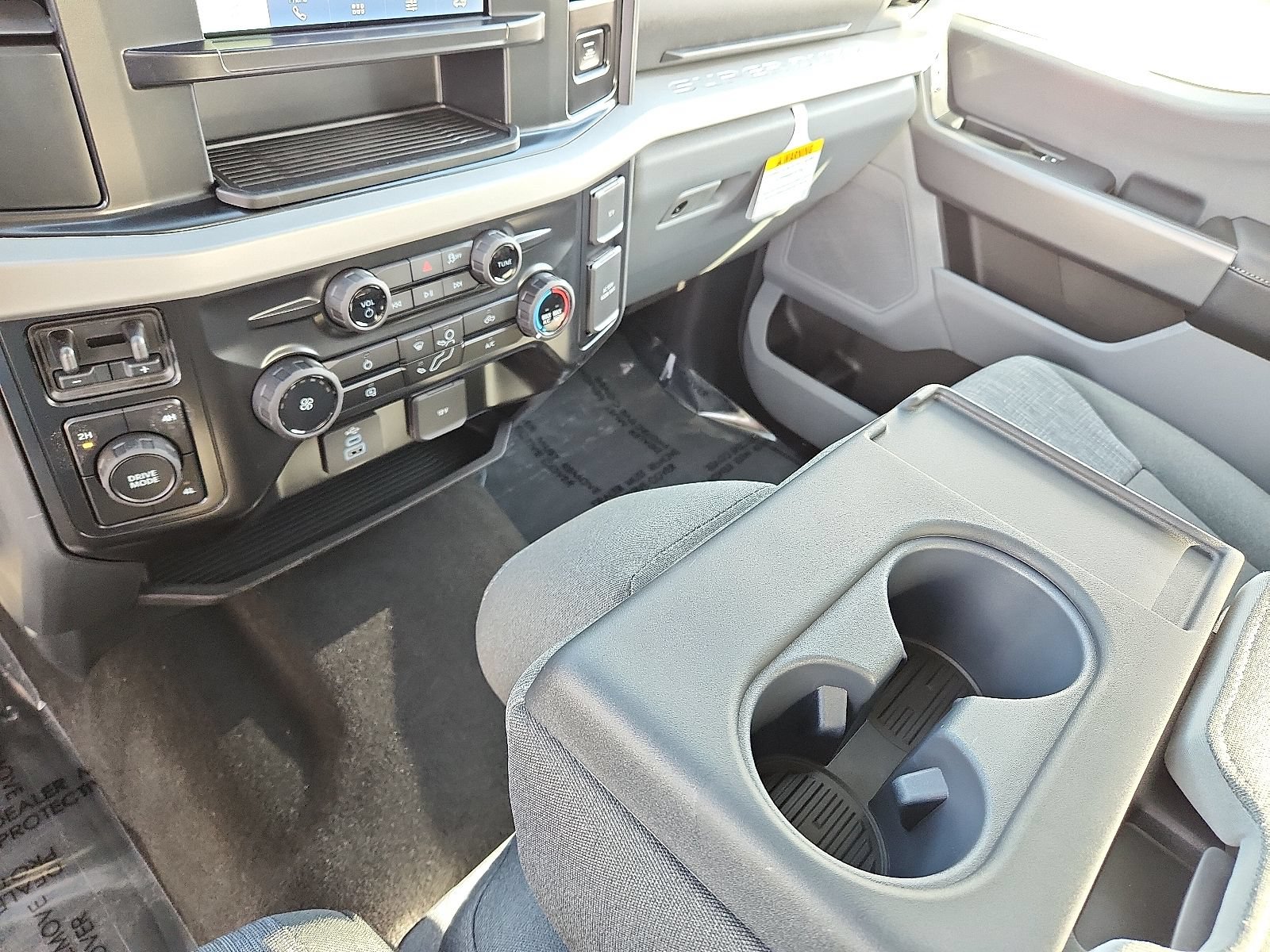 New 2026 Ford F250 XLT AWD/4WD image 18