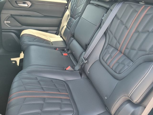 New 2026 Nissan Armada PRO-4X AWD/4WD image 9