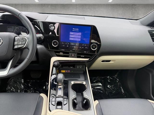 Used 2024 Lexus NX 350 350 Premium image 3