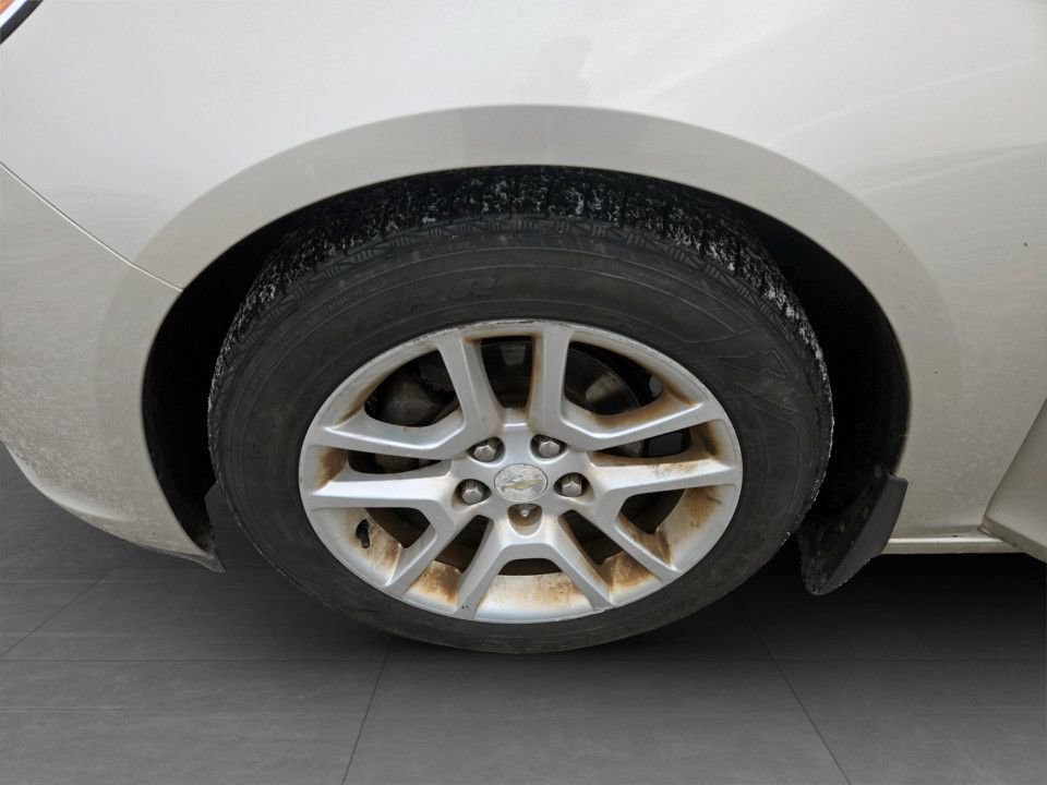 Used 2015 Chevrolet Malibu LT w/ Power Convenience Package image 34