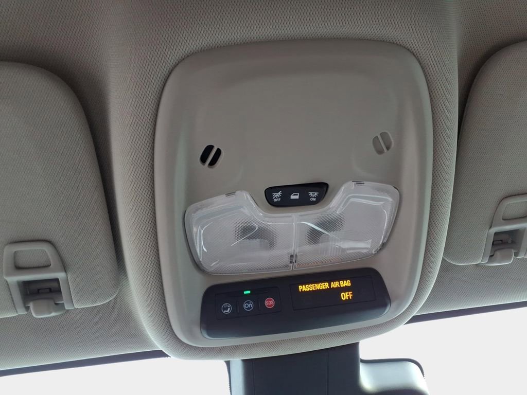 Used 2023 Buick Encore GX Select image 29