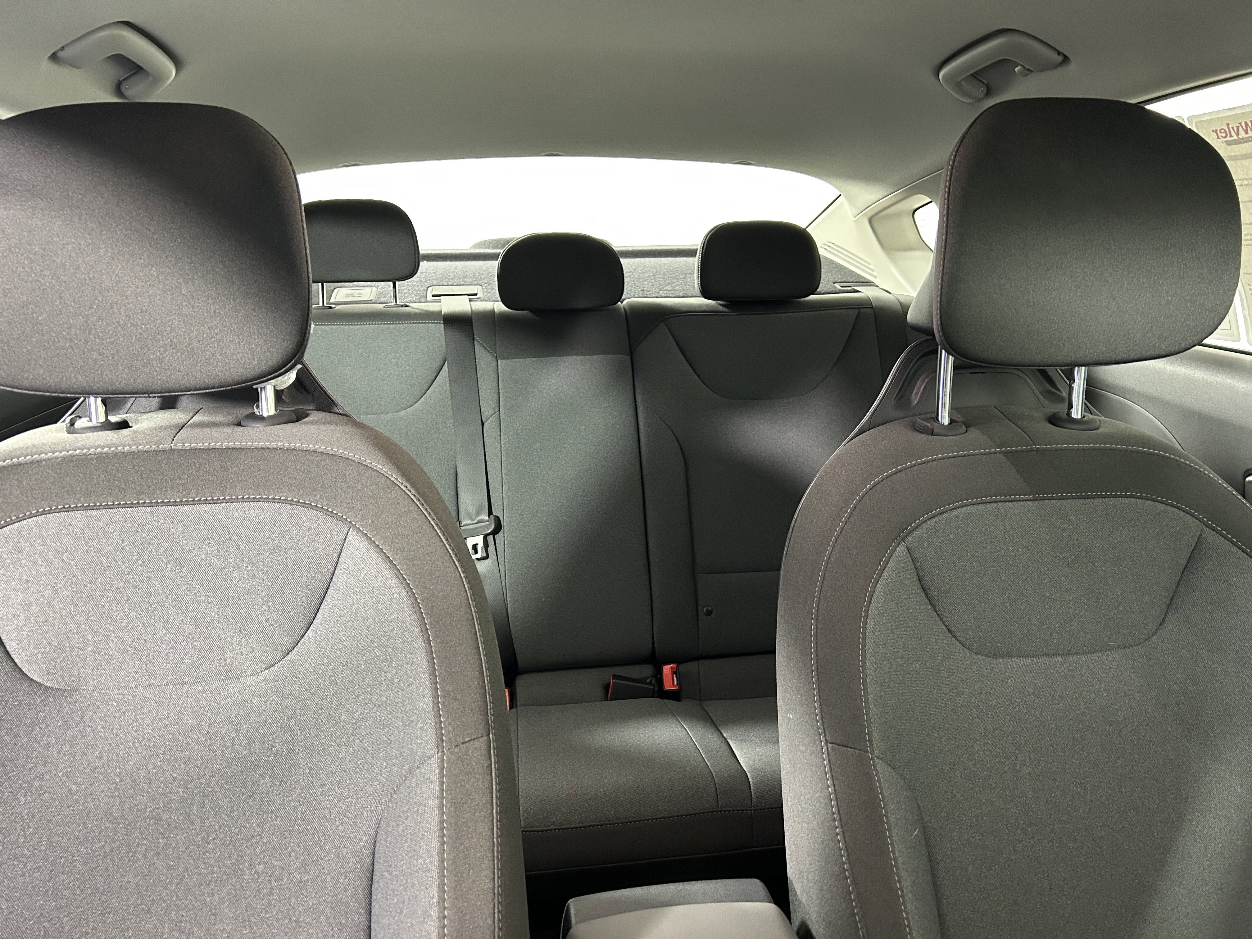 Certified 2025 Kia K4 LXS image 24