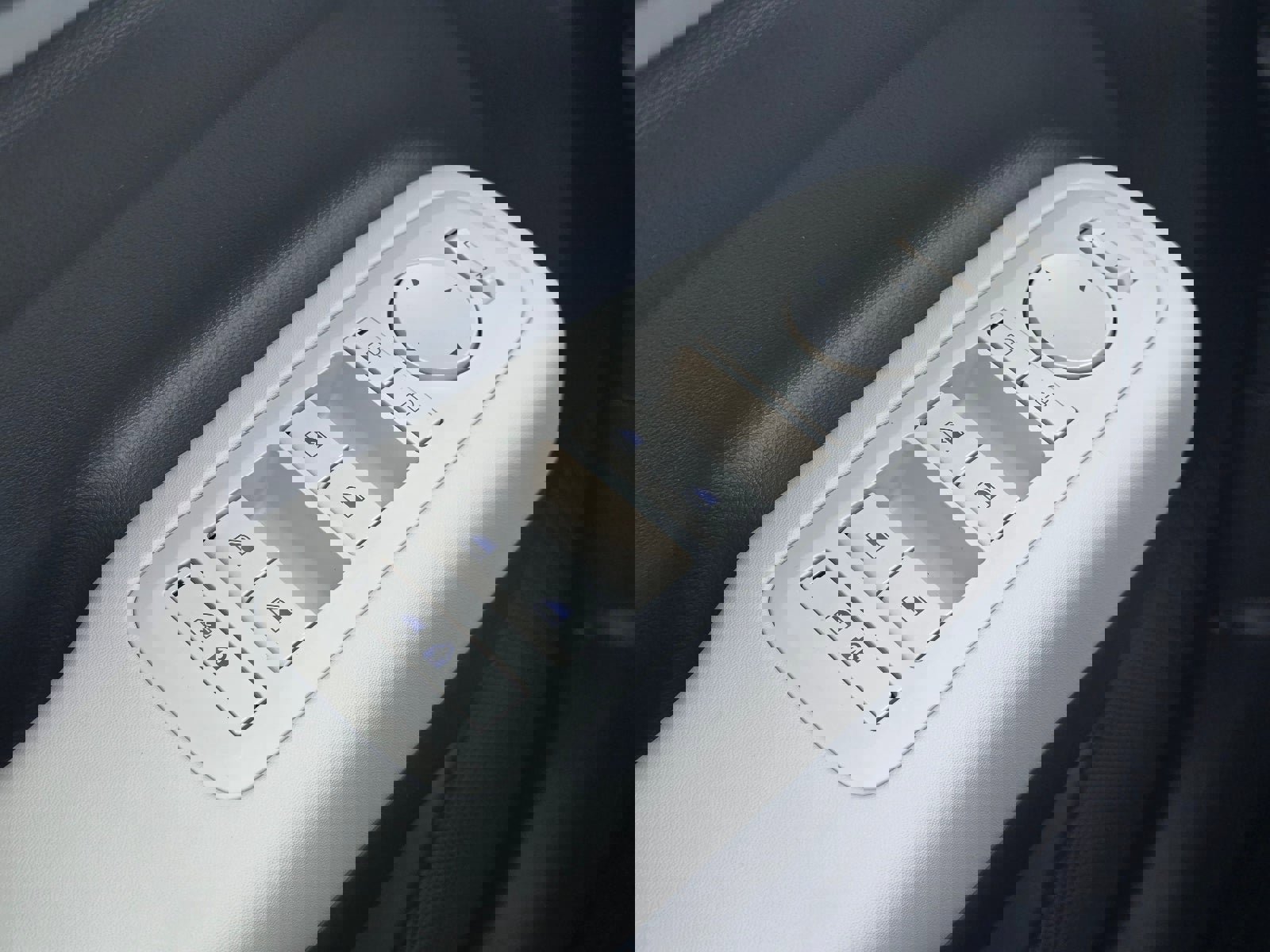 New 2026 Hyundai Santa Fe SE image 23