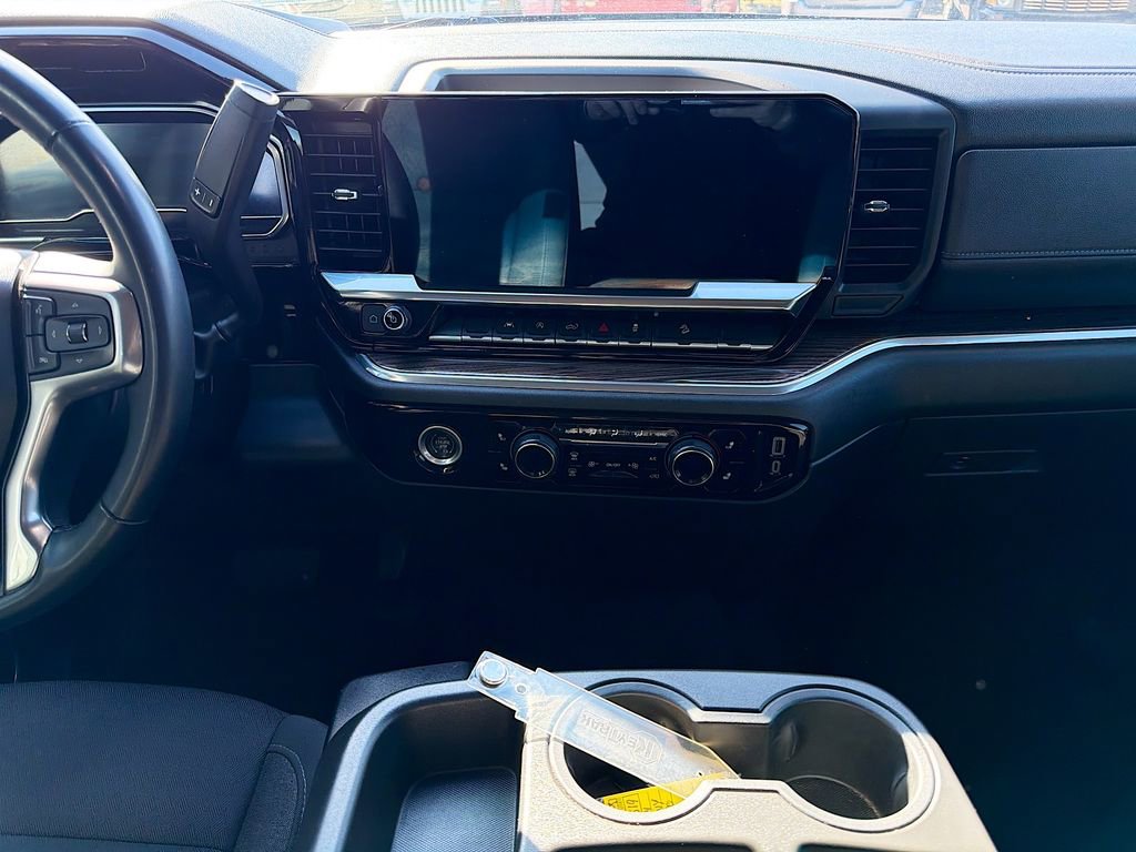 Used 2024 Chevrolet Silverado 1500 RST w/ Z71 Off-Road Package image 19