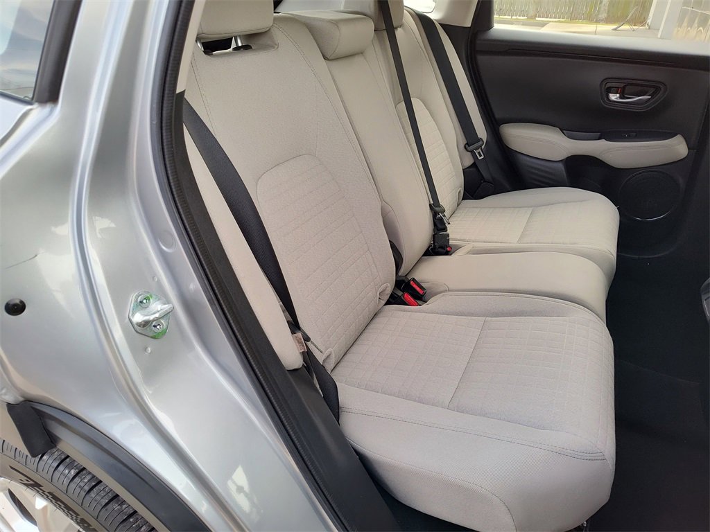 Used 2023 Honda HR-V LX image 32