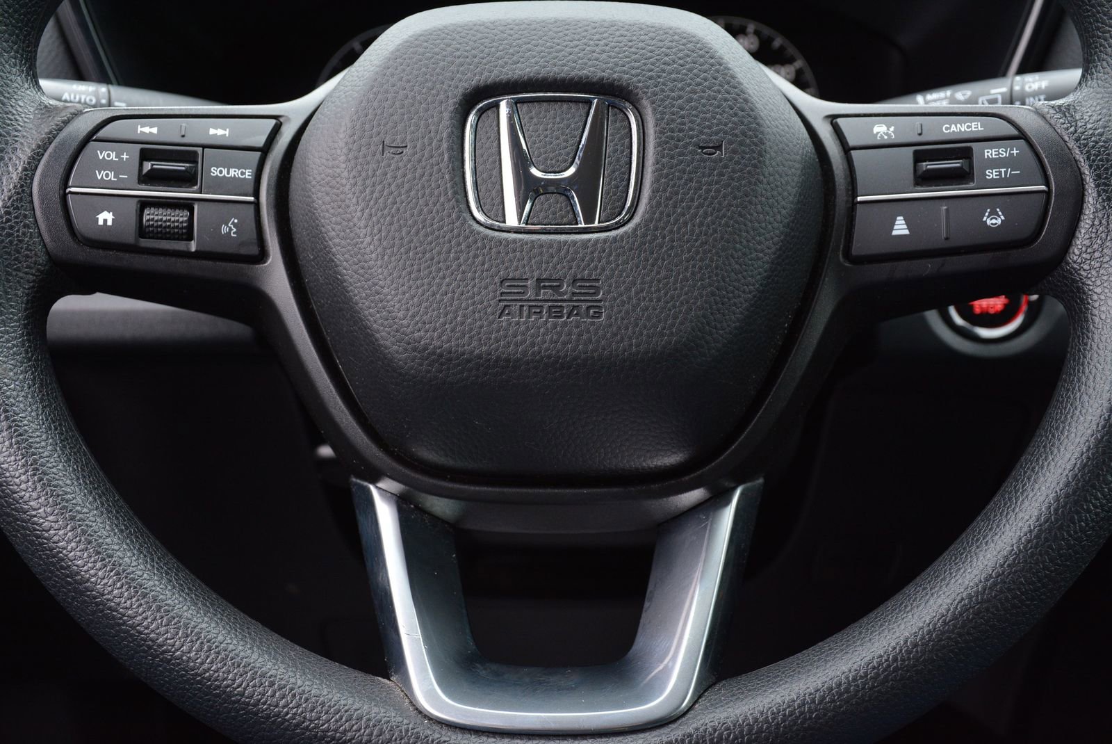 Used 2025 Honda CR-V LX image 27