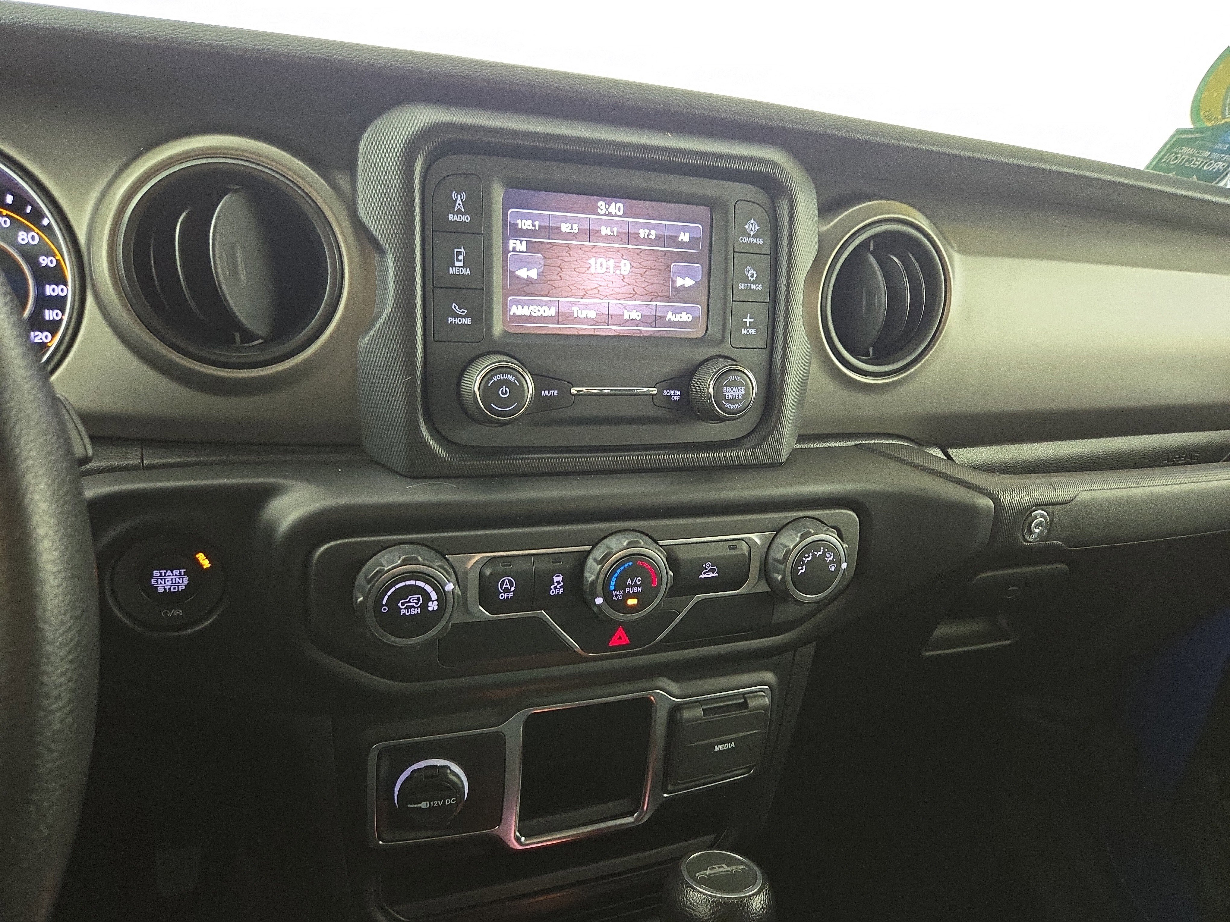 Used 2021 Jeep Gladiator Sport image 22