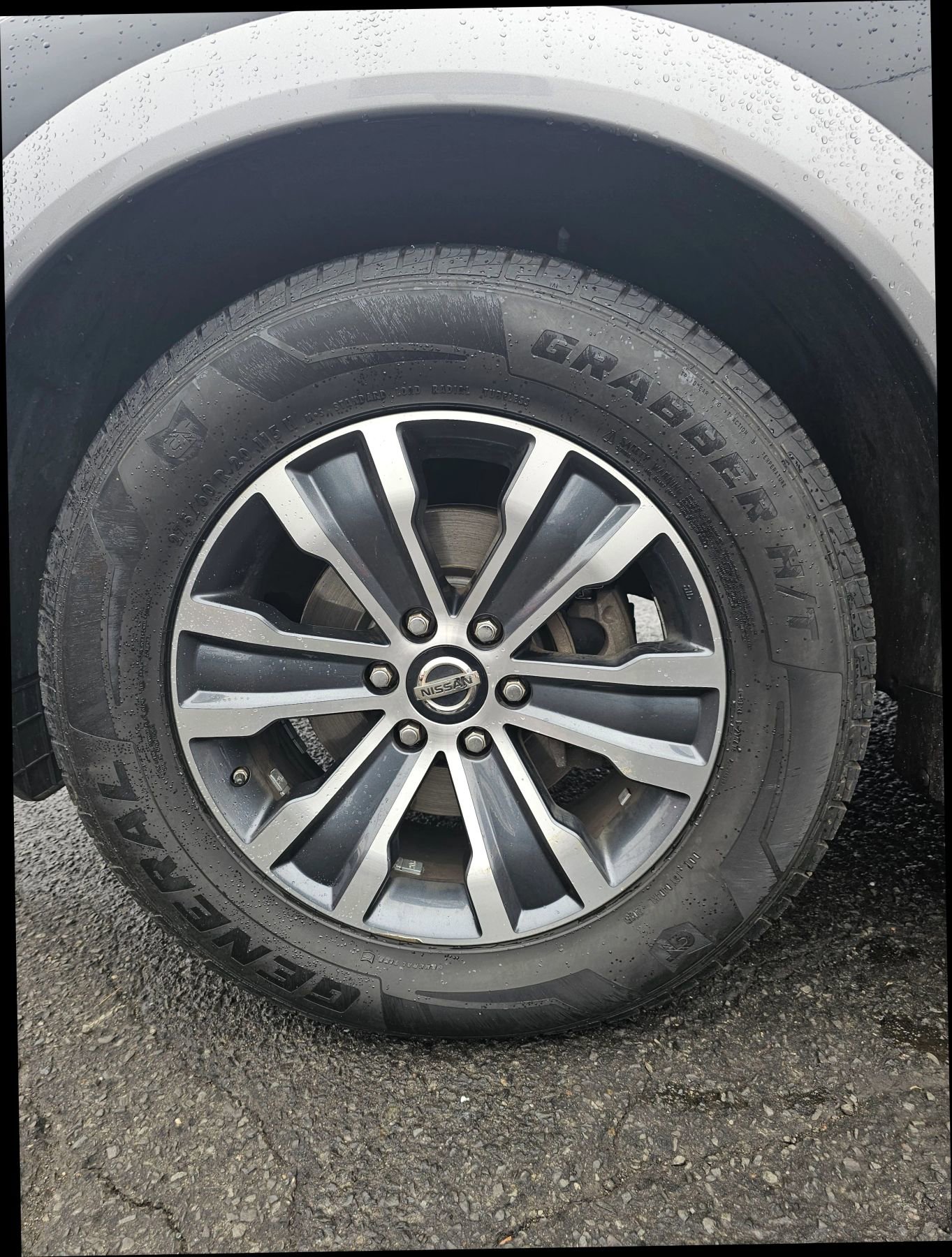 Used 2020 Nissan Armada SL w/ Premium Package image 40