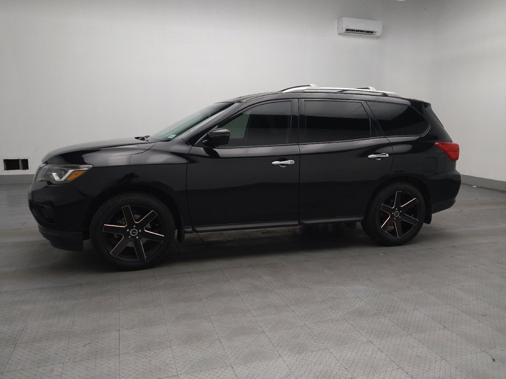 Used 2020 Nissan Pathfinder S image 2