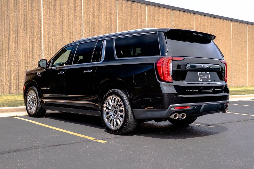 Certified 2024 GMC Yukon XL Denali Ultimate AWD/4WD image 7