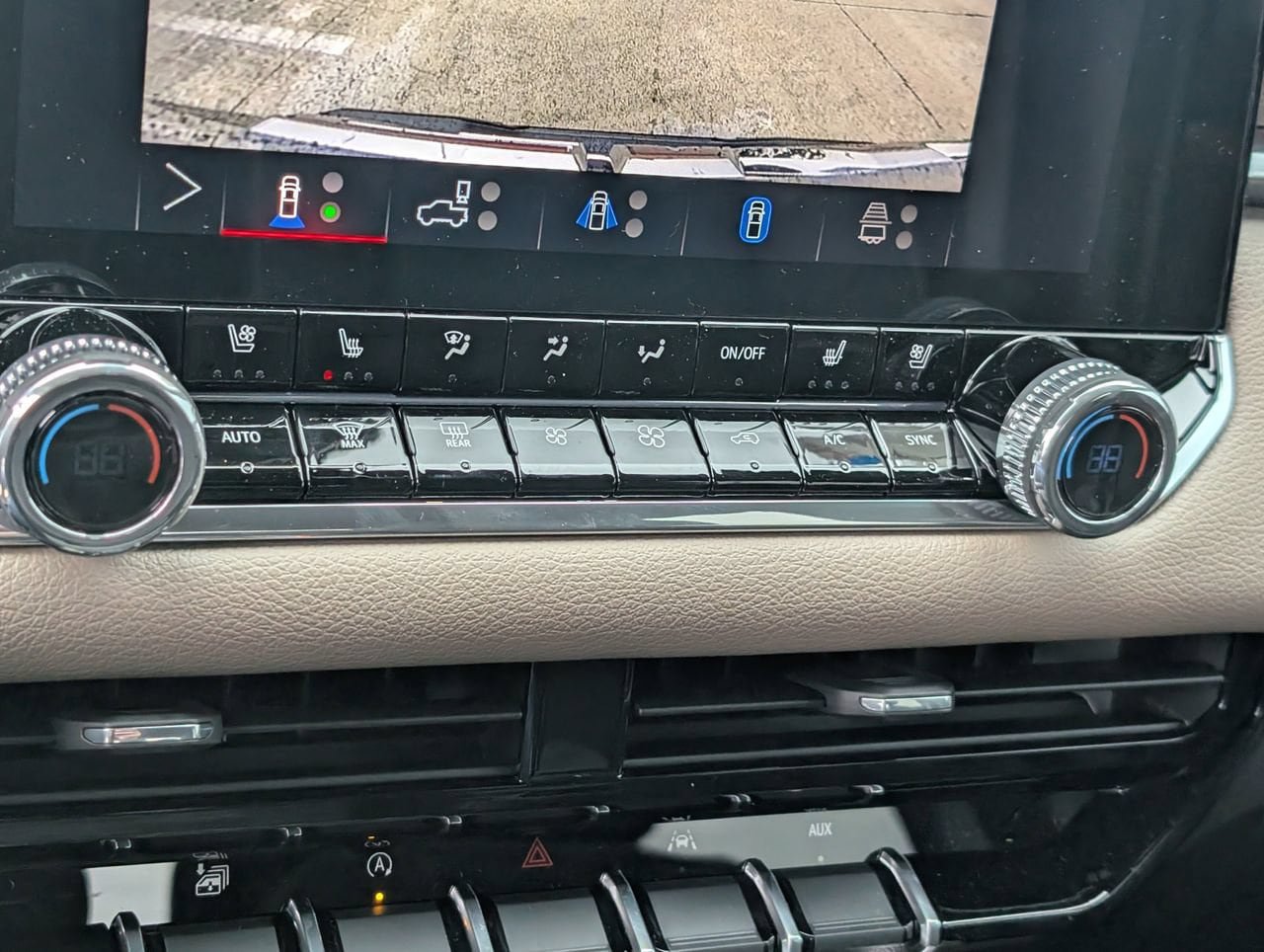 New 2026 GMC Canyon Denali AWD/4WD image 13
