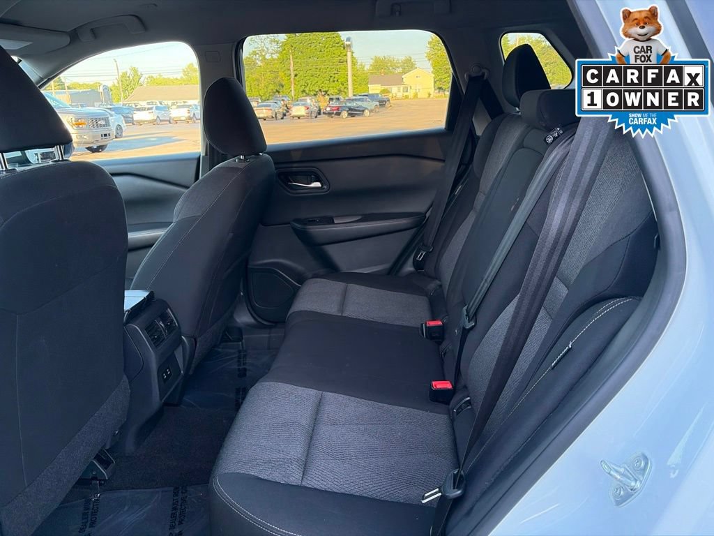 Used 2024 Nissan Rogue SV FWD image 23