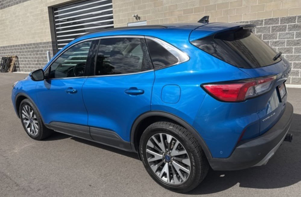 Used 2020 Ford Escape Titanium AWD/4WD image 4