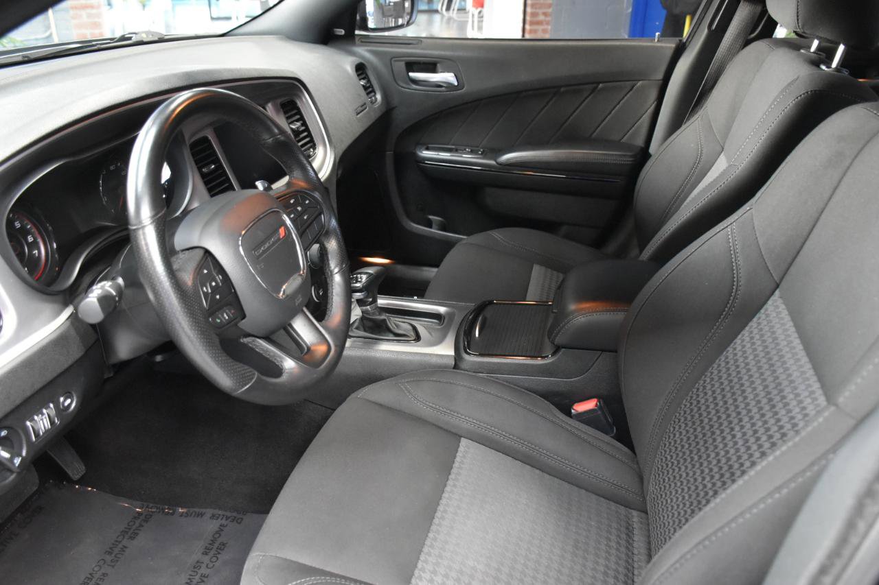Used 2022 Dodge Charger SXT w/ Driver Convenience Group AWD/4WD image 22