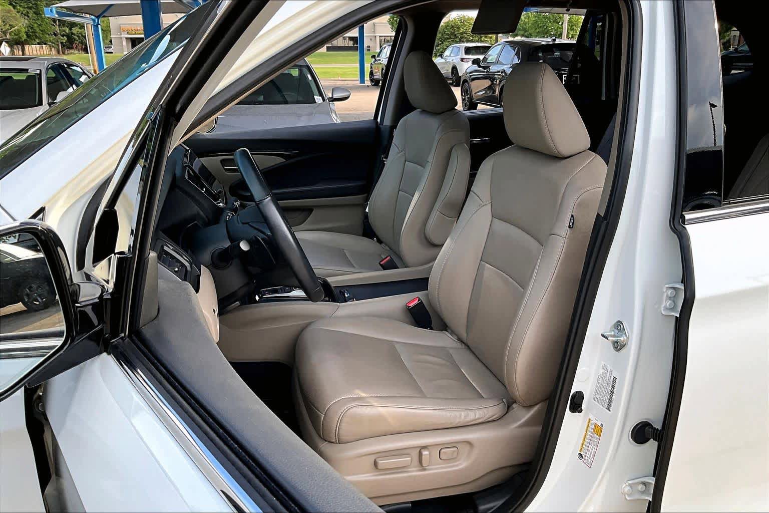 Used 2021 Honda Pilot Elite image 8