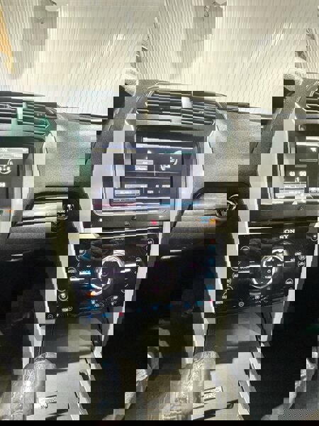 Used 2014 Ford Explorer Limited AWD/4WD image 14