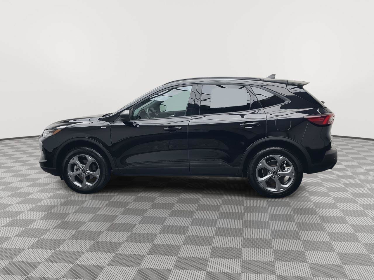 Certified 2025 Ford Escape ST-Line w/ Tech Pack #1 AWD/4WD image 34