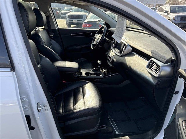 Used 2020 Kia Sorento EX image 9