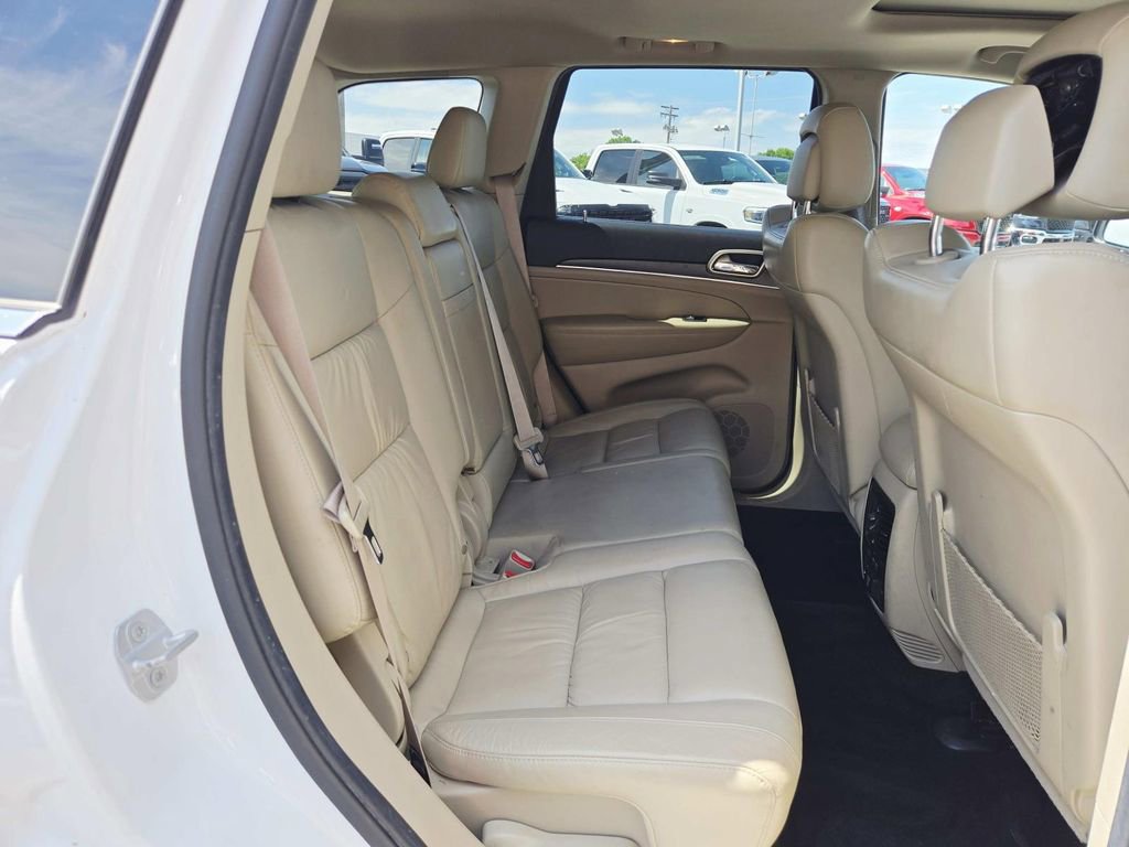 Used 2014 Jeep Grand Cherokee Limited w/ Trailer Tow Group IV RWD image 16